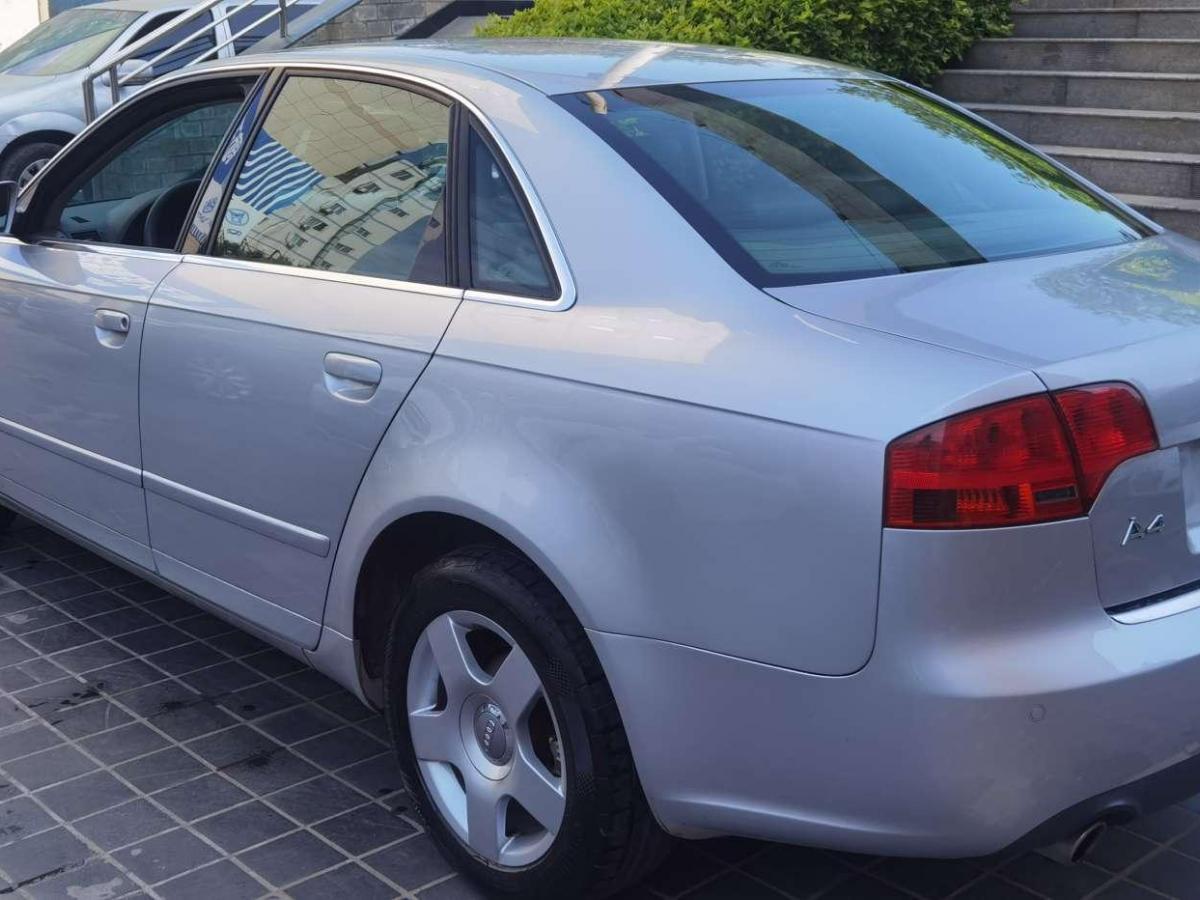 【西安】2005年11月 奥迪 奥迪a4 2005款 1.8t 6挡自动舒适型 自动档