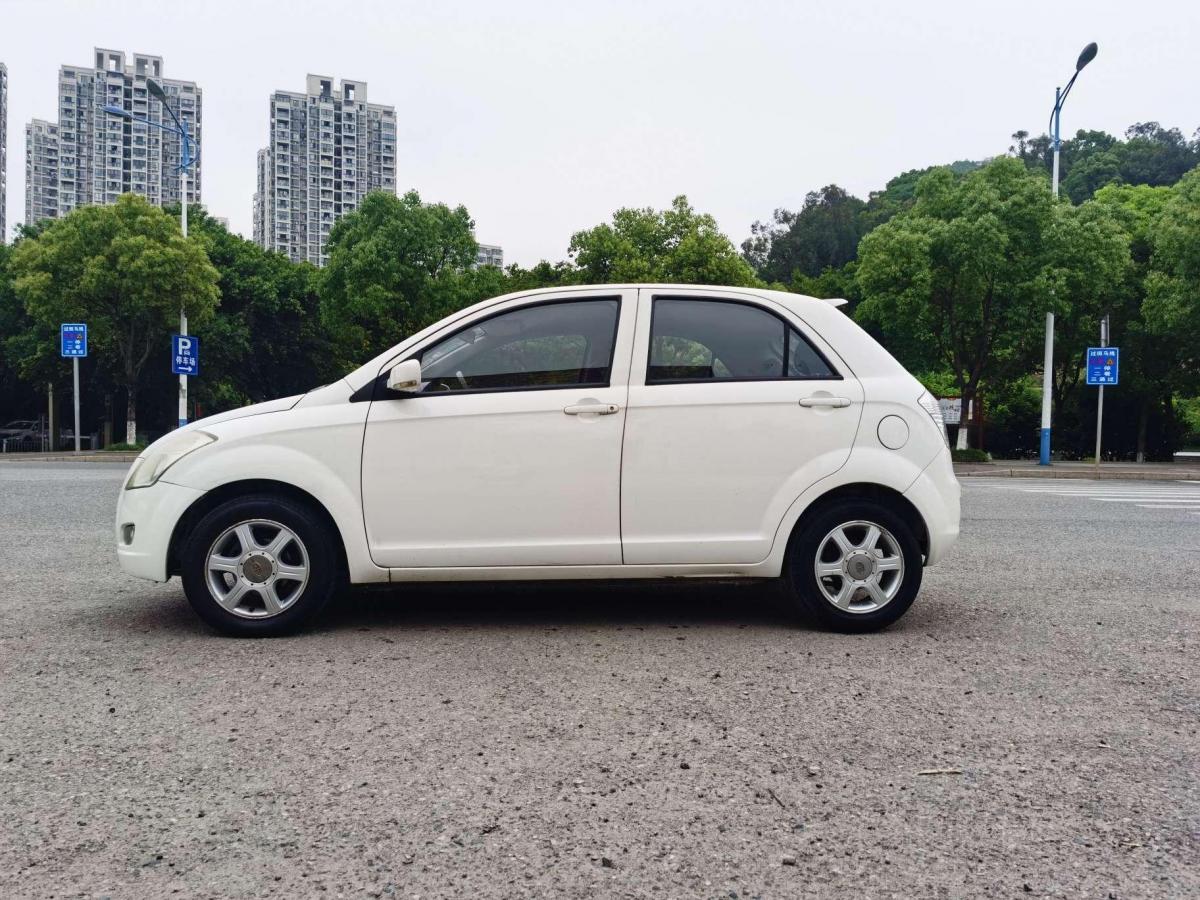 【温州】2013年3月 一汽 威志v2 2012款 cross 1.3l amt旗舰型 自动档