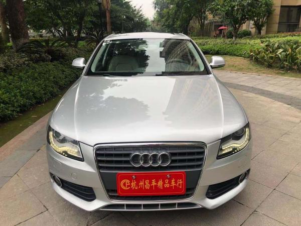 奥迪 奥迪A4L  2011款 2.0 TFSI 舒适型