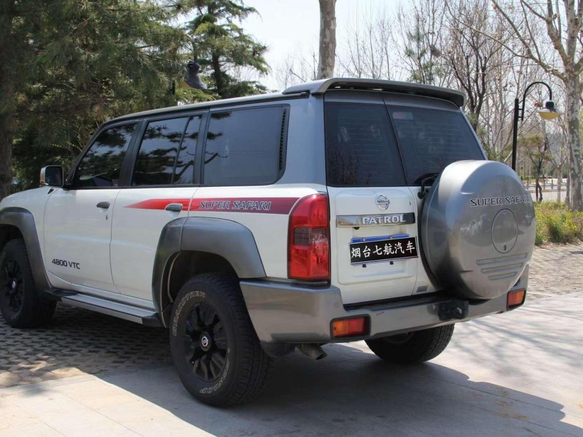 日产途乐y61 4800图片