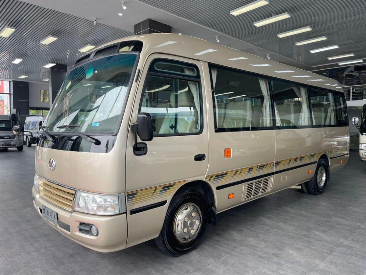 长沙2017年6月江铃晶马23座大型普通客车香槟色手动挡