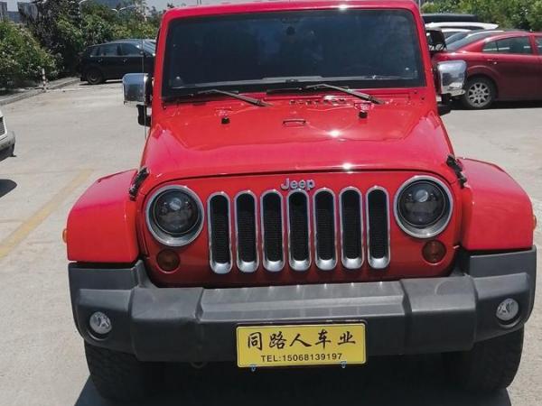 Jeep 牧马人  2011款 3.8L Sahara 四门版