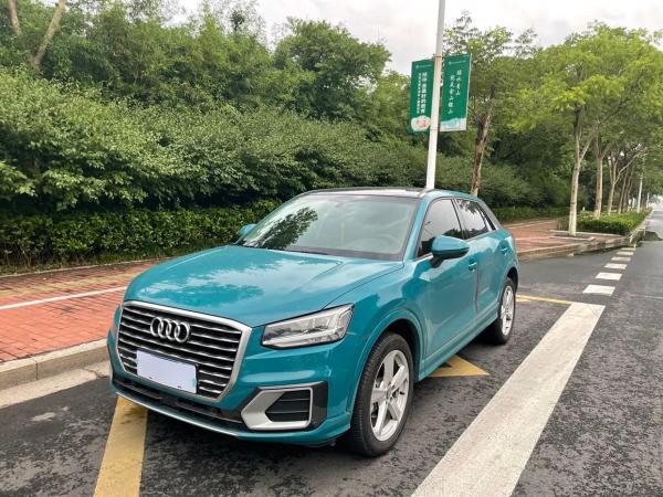 奥迪 奥迪Q2L  2020款 35TFSI 时尚致雅型