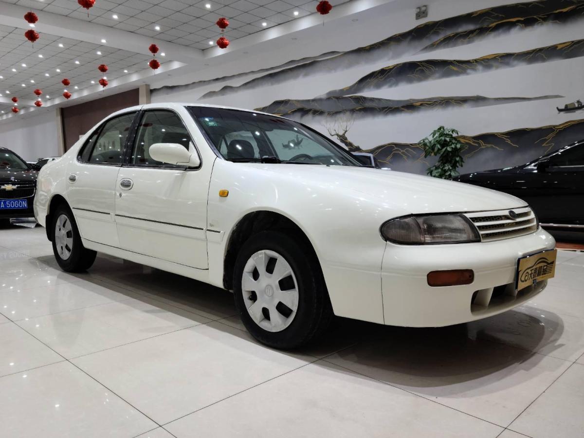 日產(chǎn) 藍(lán)鳥  2001款 2.0 自動圖片