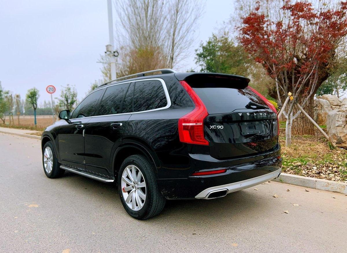 【济南】2017年06月 沃尔沃 xc90 2017款 t6 智逸版 5座 手自一体