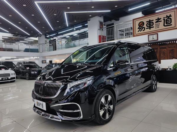 奔驰 V级  2020款 V 260 L 长轴距豪华版