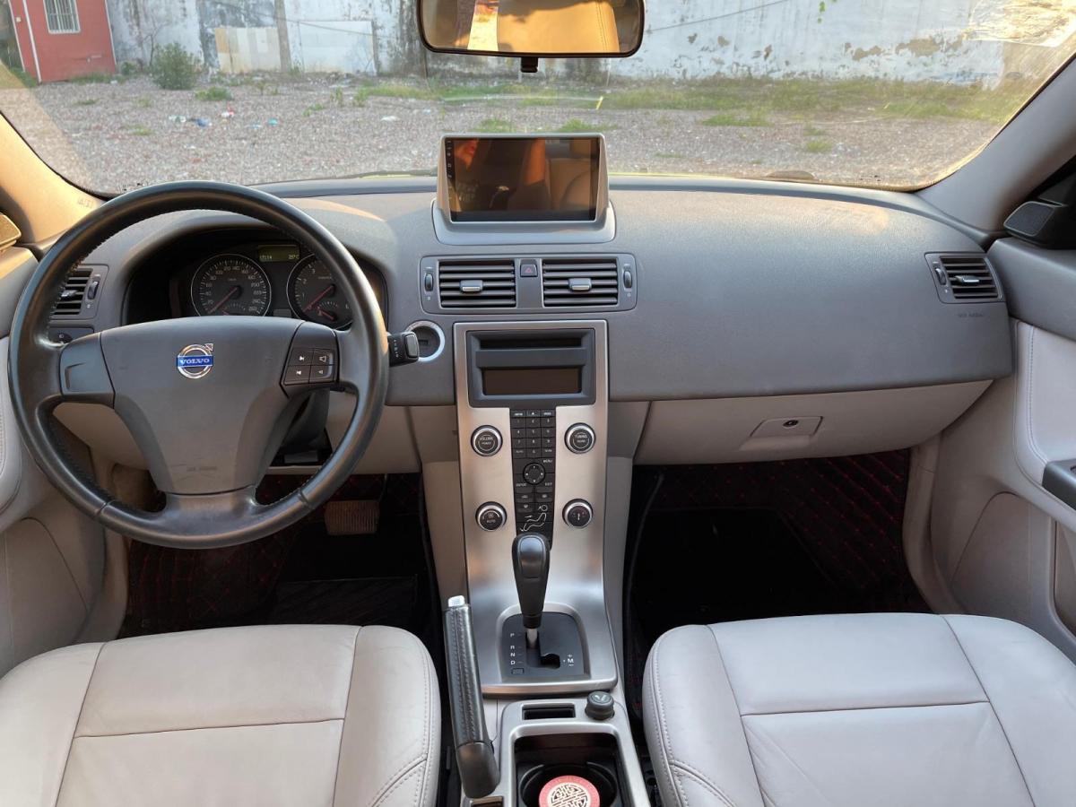 沃尔沃 s40 2011款 2.0l 自动智尚版图片