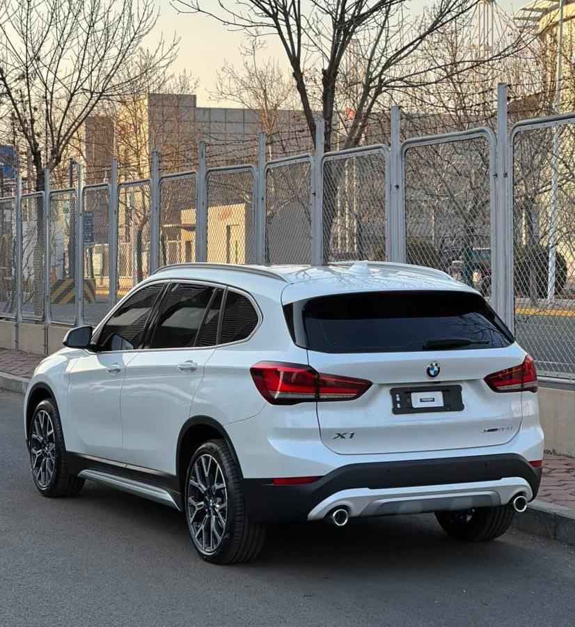 宝马 宝马x1  2020款 xdrive25li 尊享型图片