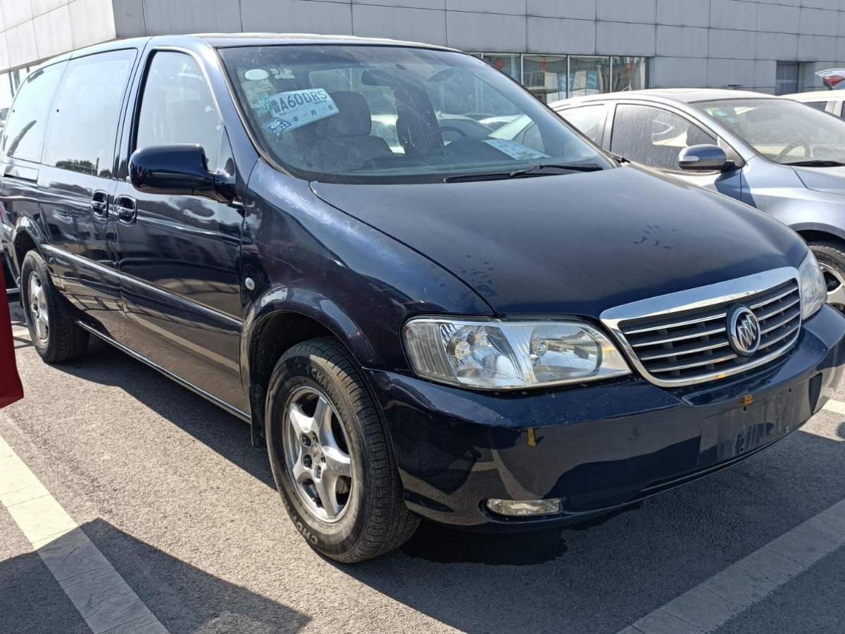 别克 gl8  2011款 2.4l ct舒适版图片