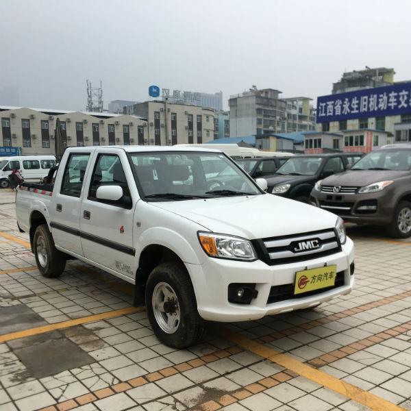 【南昌】未上牌 15款江铃宝典plus2.9t 白色 手动挡