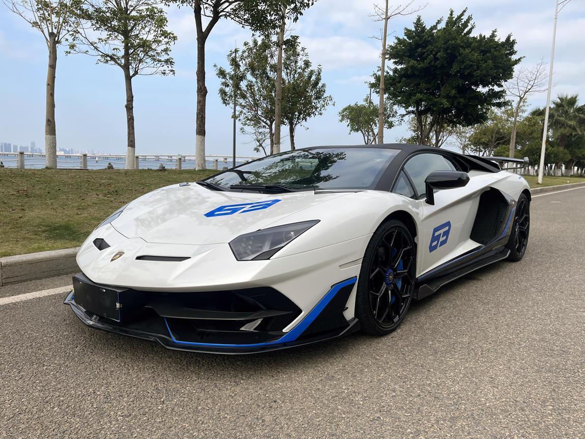 上海2019年12月兰博基尼aventador2019款aventadorsvj白色自动档
