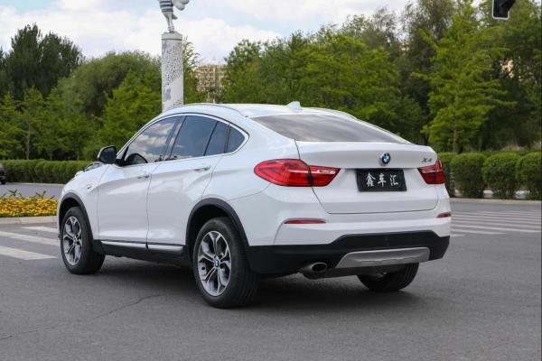 2015年4月宝马宝马x42014款xdrive20ix设计套装