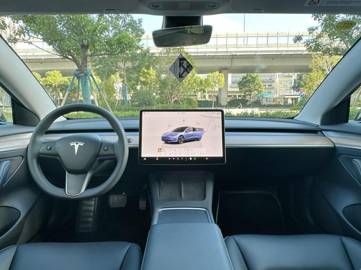 特斯拉 Model Y  2022款 后輪驅(qū)動(dòng)版圖片