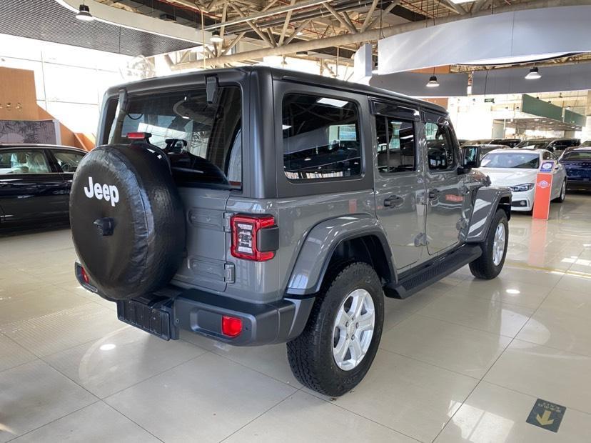 Jeep 牧馬人  2021款 2.0T Sahara 四門版圖片