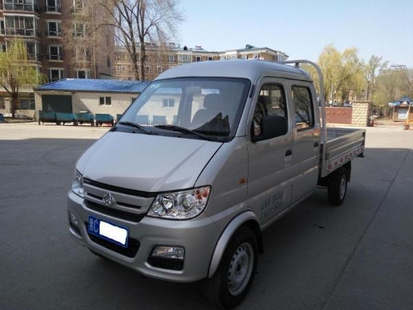 牡丹江2017年3月长安新豹mini银灰手动挡