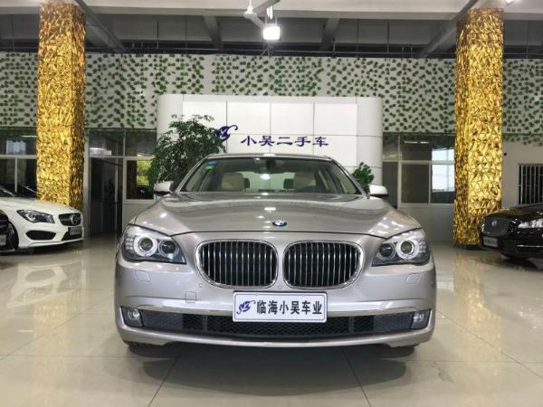 宝马 宝马7系  2011款 730Li 3.0L 典雅型