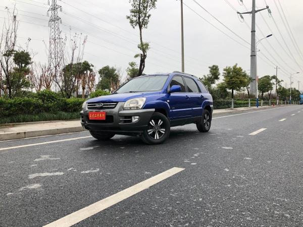 起亚 狮跑  2005款 2.0L