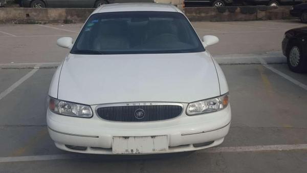 【苏州】2000年6月 别克 别克 新世纪 3.0 白色 自动档