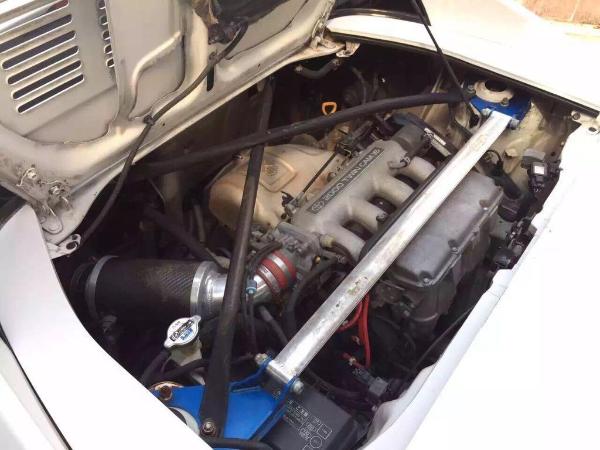 【无锡】2003年1月 丰田 mr2 敞篷 1.8 白色 手动挡