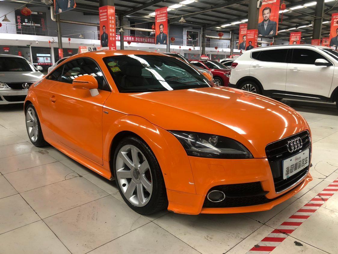 奥迪 奥迪tt 2014款 tt 45tfsi coupe quattro 悦尚型 橙色 自动档