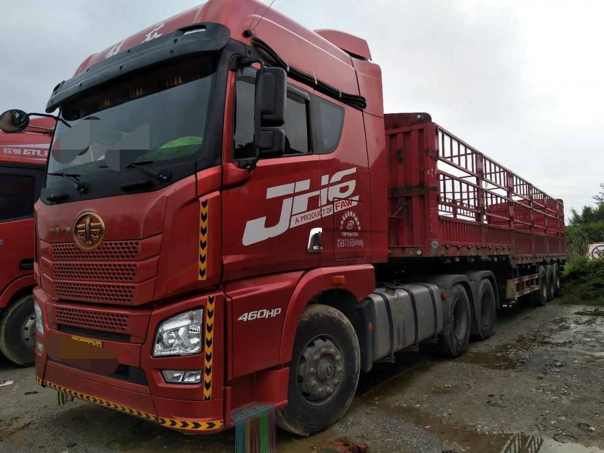 玉林2018年9月解放jh6半挂牵引车国五排放红色手动挡