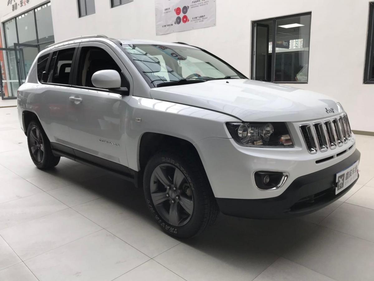 沈阳2016年5月jeep指南者指南者24l自动舒适版白色自动档