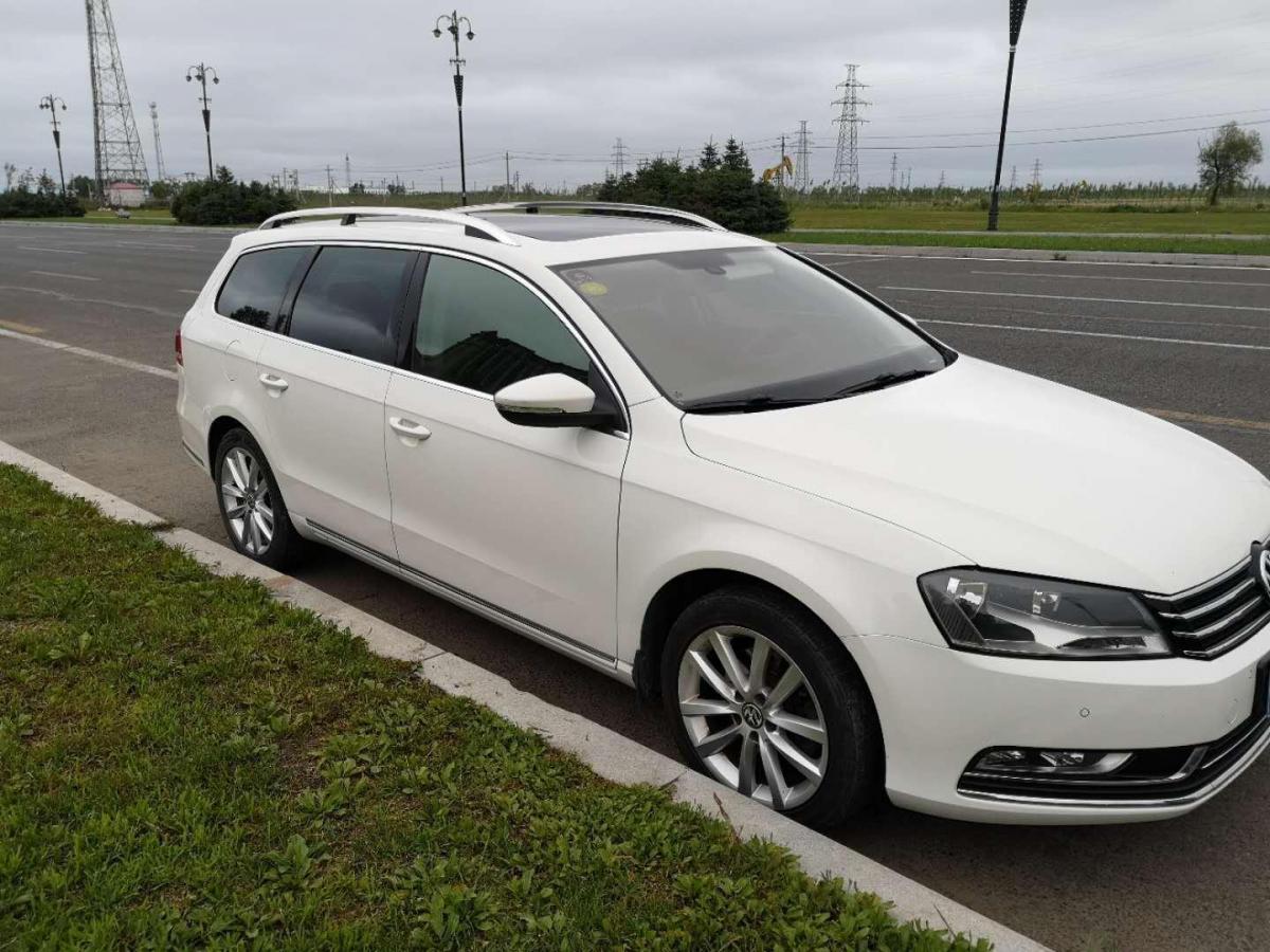 大庆2012年9月大众进口迈腾旅行车白色手自一体