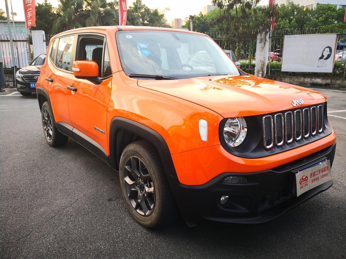 jeep橘色自由侠图片
