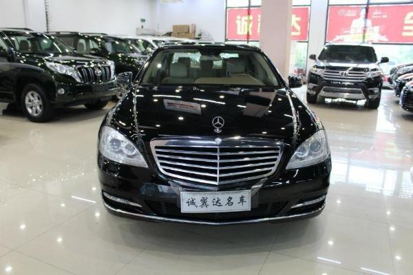 奔驰 奔驰S级  2012款 S300L 3.0L 尊贵型