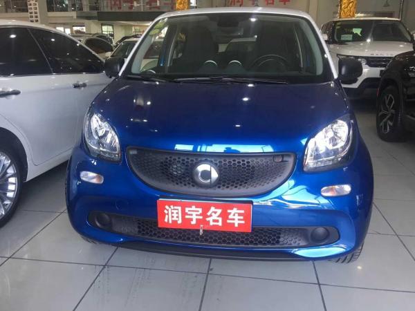 smart fortwo  2018款 1.0L 52千瓦硬顶灵动版