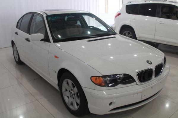 【上海】2005年4月 宝马 宝马3系 2.0 318i 白色 自动档