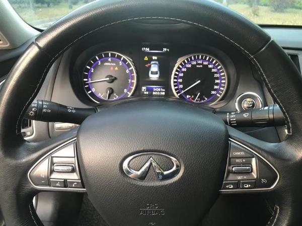 2015年6月英菲尼迪 q50l 2015款 q50l 2.0t 舒適版