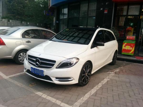 【西安】2013年6月 奔驰 b级 b200 1.6t 白色 自动档