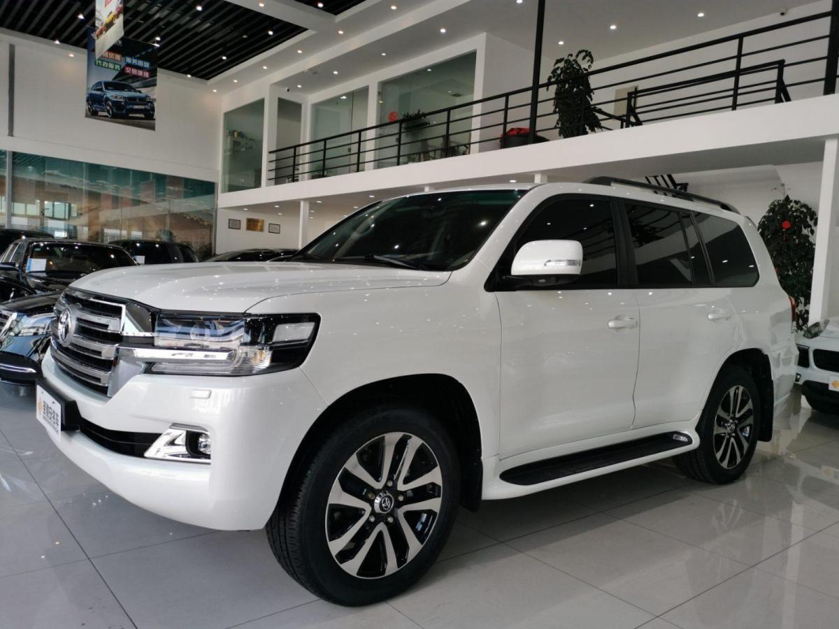 【成都】2019年8月 丰田兰德酷路泽4.