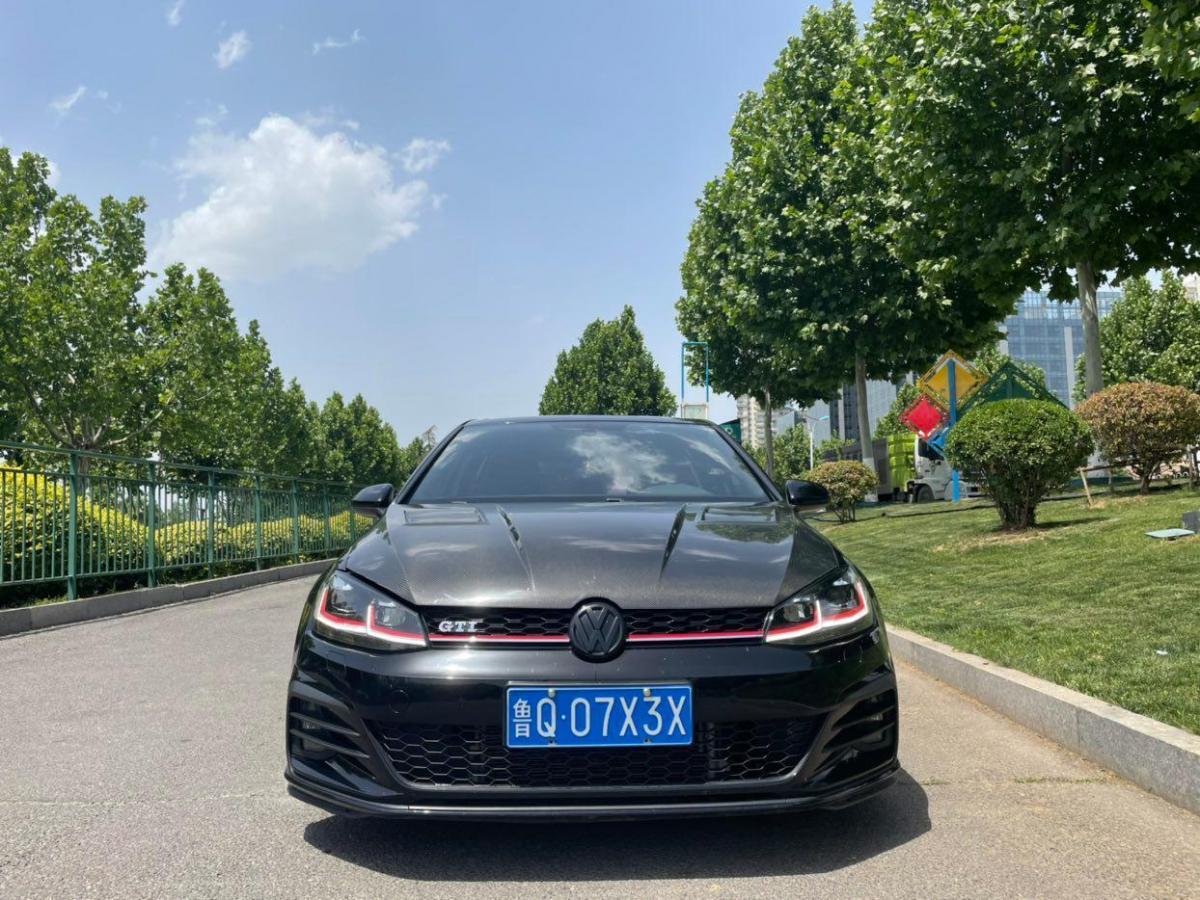 【临沂】2017年3月 大众 高尔夫 2016款 2.0tsi gti 自动档