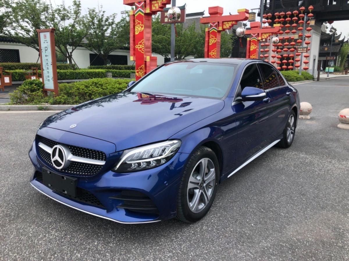 芜湖2020年5月奔驰奔驰c级2020款改款c260l运动版蓝色自动档