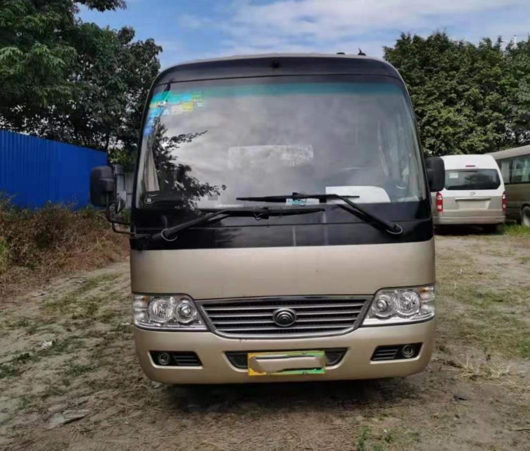 【深圳】2015年10月 送移动充电器宇通纯电20座宇通中巴 自动档