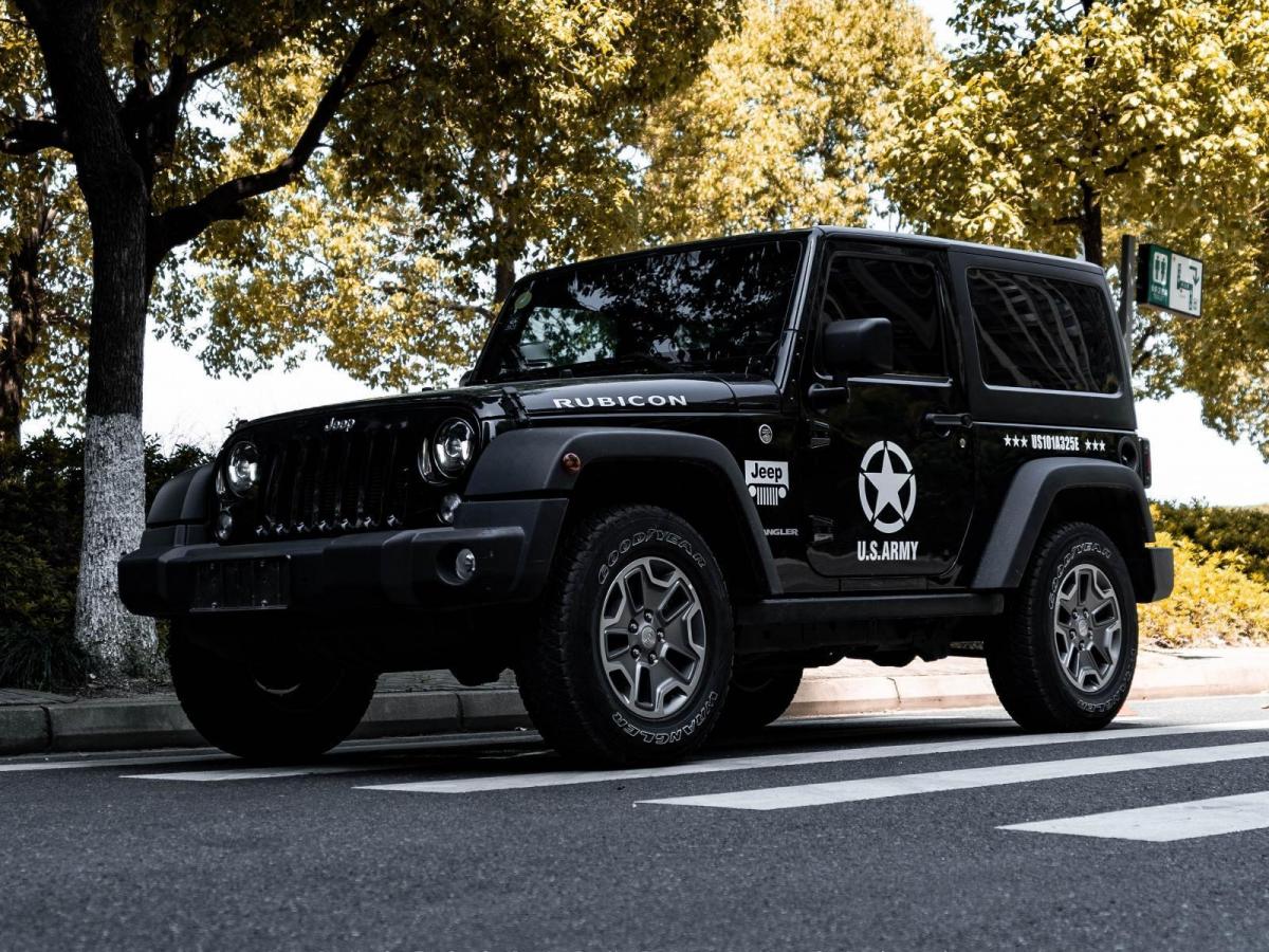 苏州2019年6月jeep牧马人2017款36l两门舒享版rubicon黑色自动档