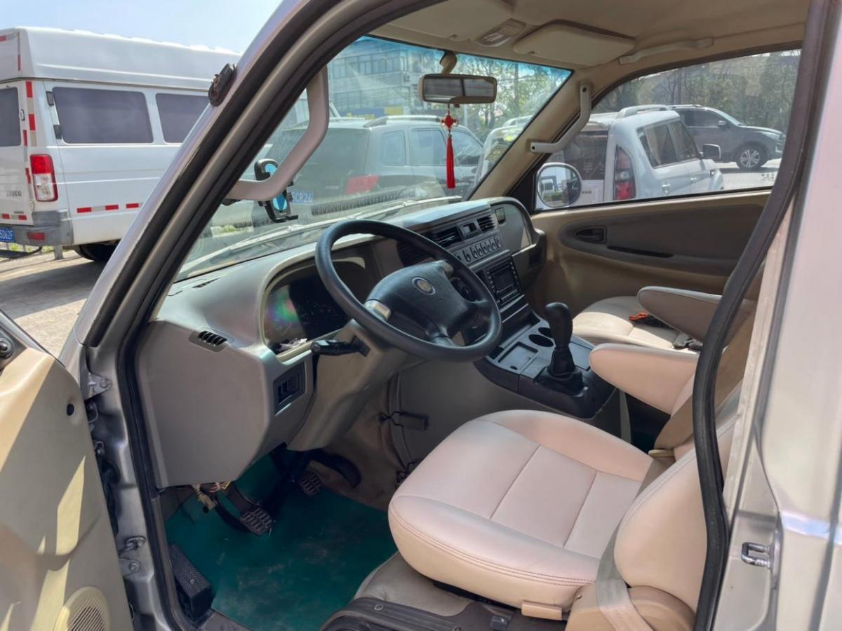 【南通】2013年10月 上汽大通 伊思坦纳 2013款 1.