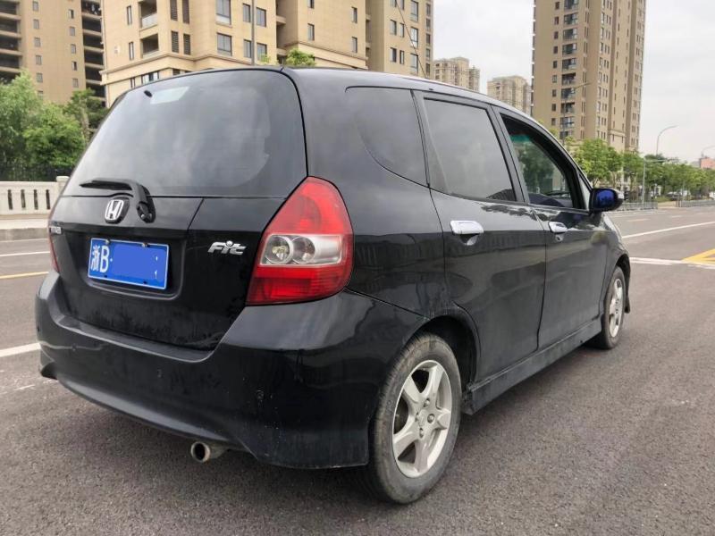 本田 飞度 2008款 1.5l 手动豪华版图片