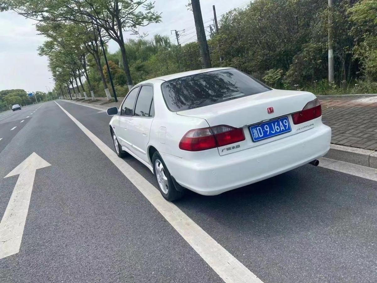 【绍兴】2001年3月 本田 雅阁 2001款 2.3 自动 手自一体