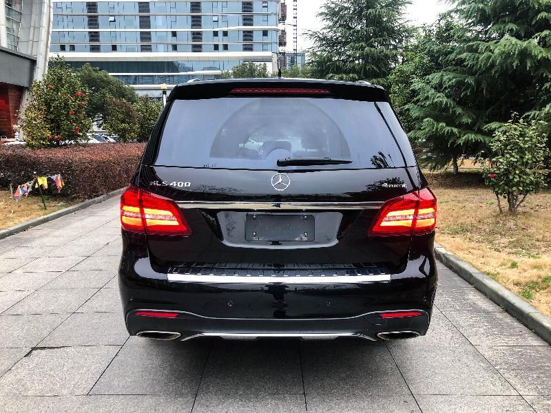 奔驰 奔驰gls  2016款 gls 400 4matic动感型图片