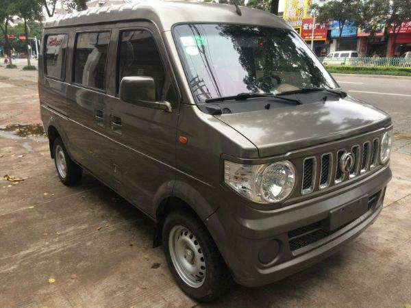 【宁波】2013年4月 东风小康v26 绿色 手动挡