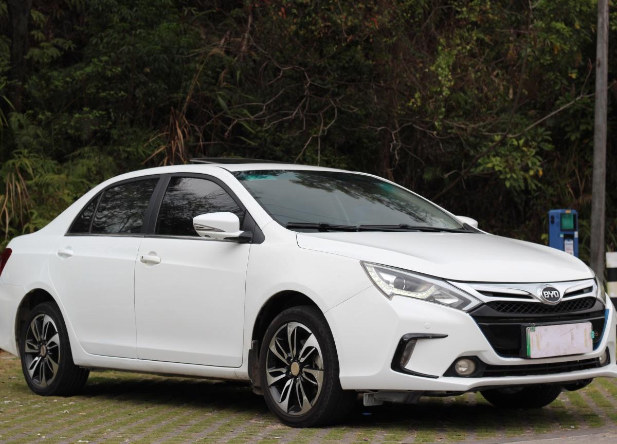比亚迪 秦  2015款 1.5t 双冠旗舰版图片