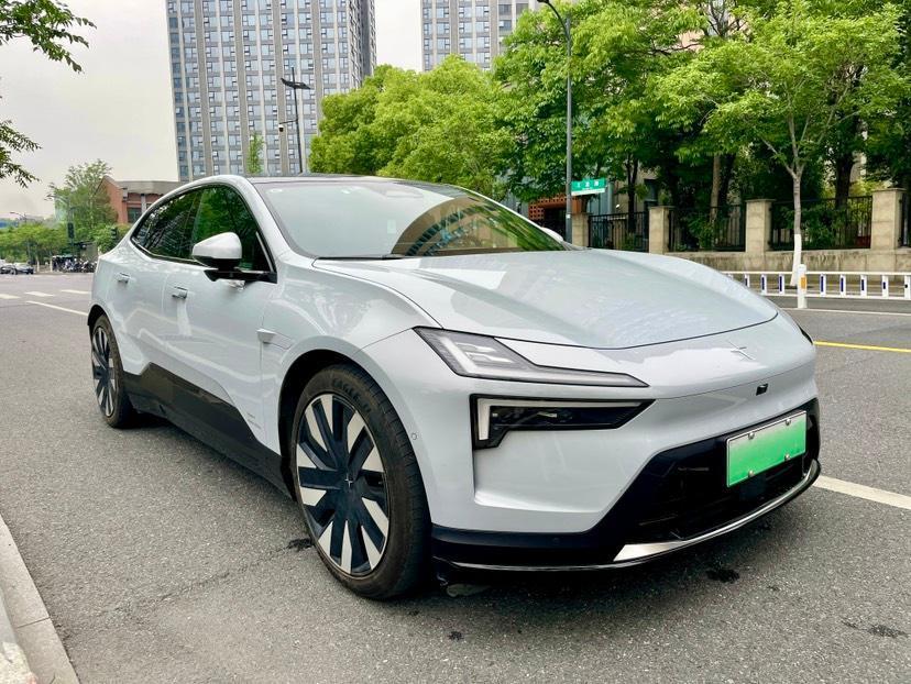 Polestar極星 Polestar 4  2024款 單電機標(biāo)準(zhǔn)續(xù)航PLUS圖片