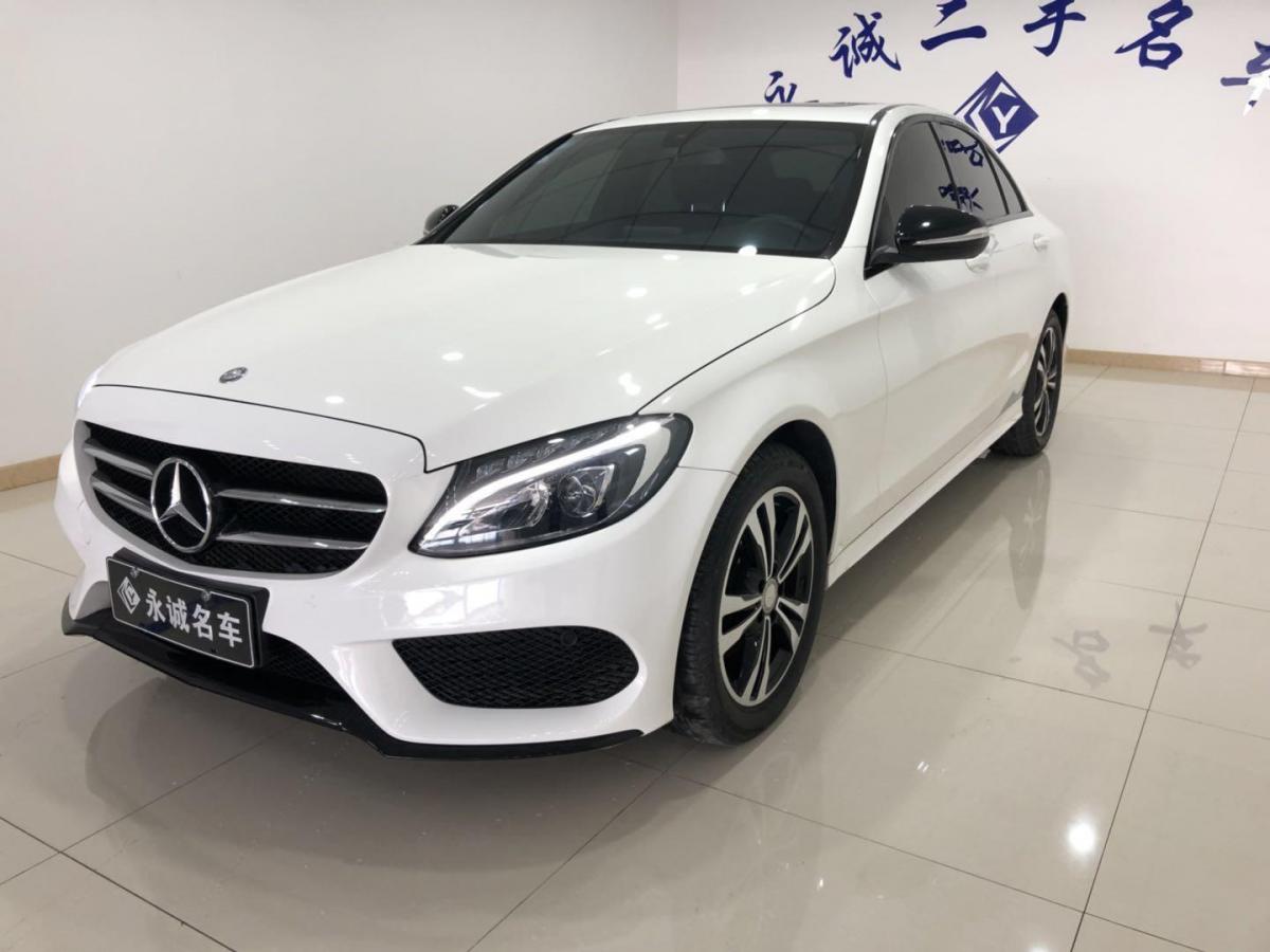 青岛2015年7月奔驰奔驰c级2015款c200l20t运动型白色自动档