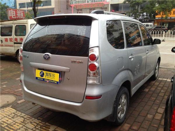 【新余】2010年11月 一汽 森雅m80 1.5 7座标准型 银灰 手动挡