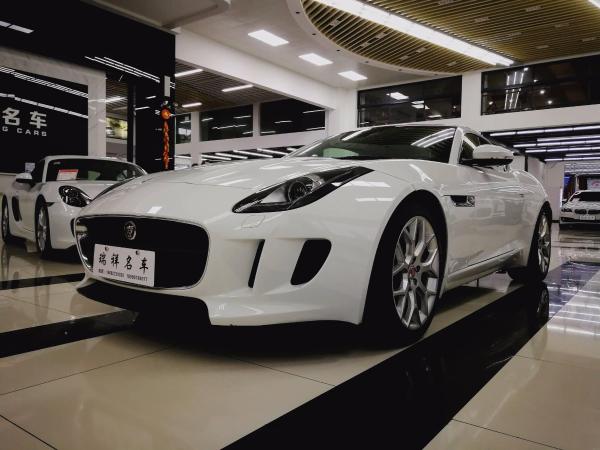 捷豹 F-TYPE 