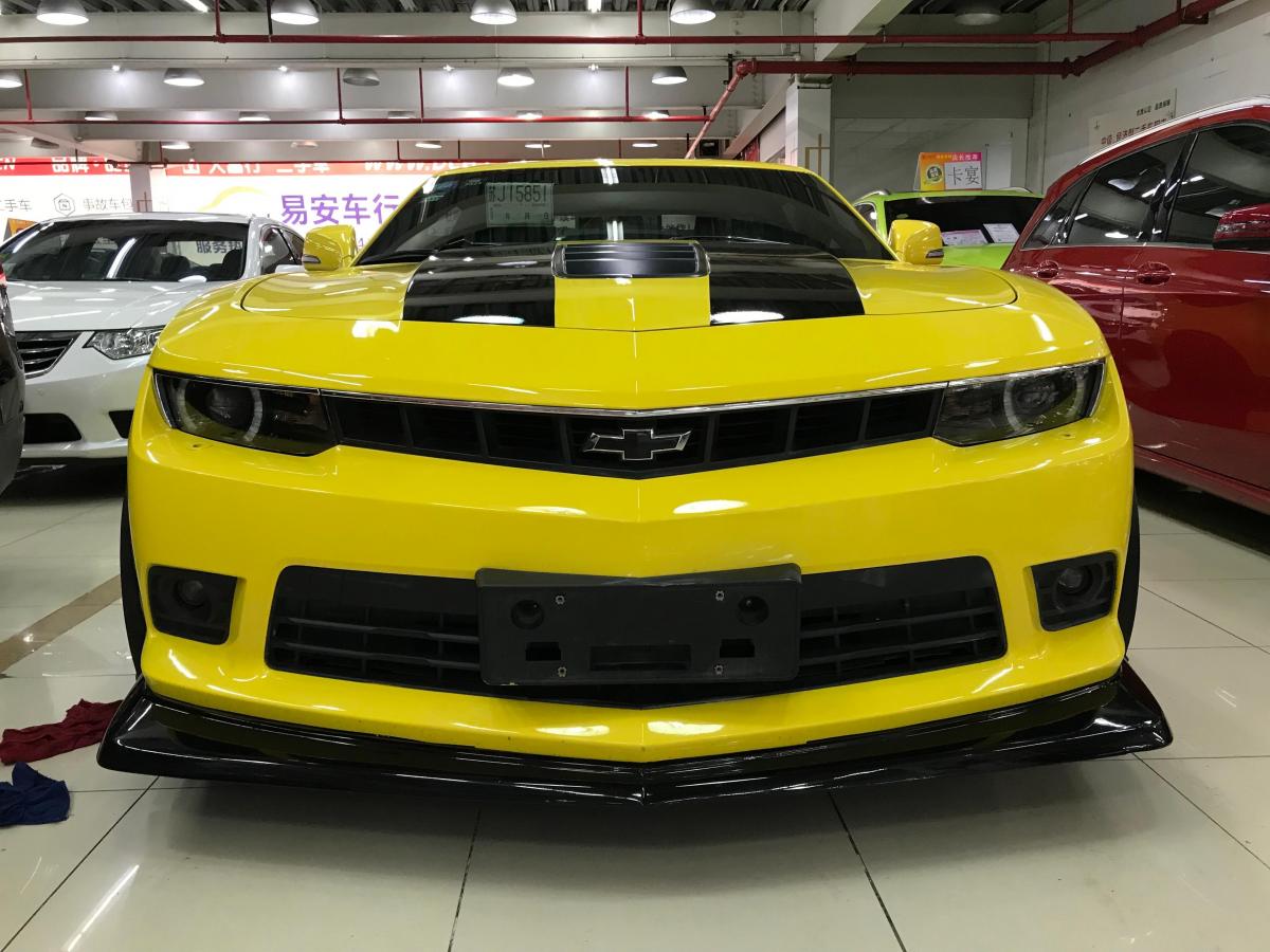 深圳2015年3月雪佛兰科迈罗2015款36lrs限量版黄色自动档