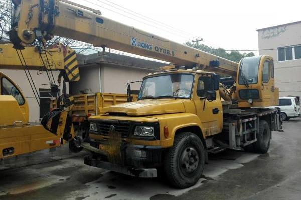 2016年1月 16年徐工吊车8吨沪牌手续齐全